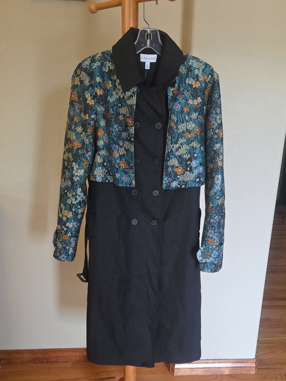 by Stacy London Regular Trench with Removable Jacket -Floral Size Small NWT